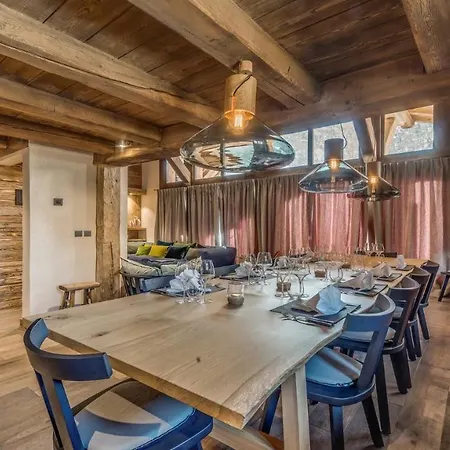 بيت للعطل Lovely Chalet With Pool