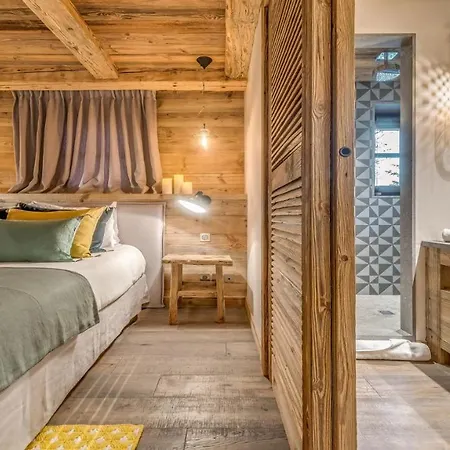 Dom wakacyjny Lovely Chalet With Pool *